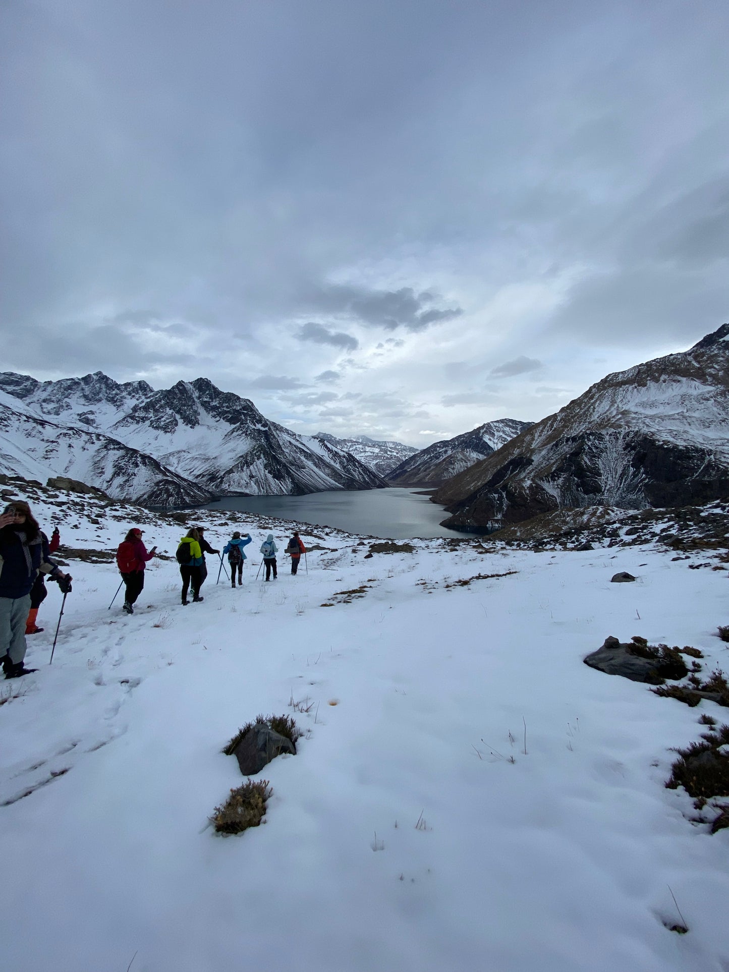 Trekking raquetas de nieve Laguna negra, Embalse el yeso, parque el Yeso cajón del maipo (tour privado)