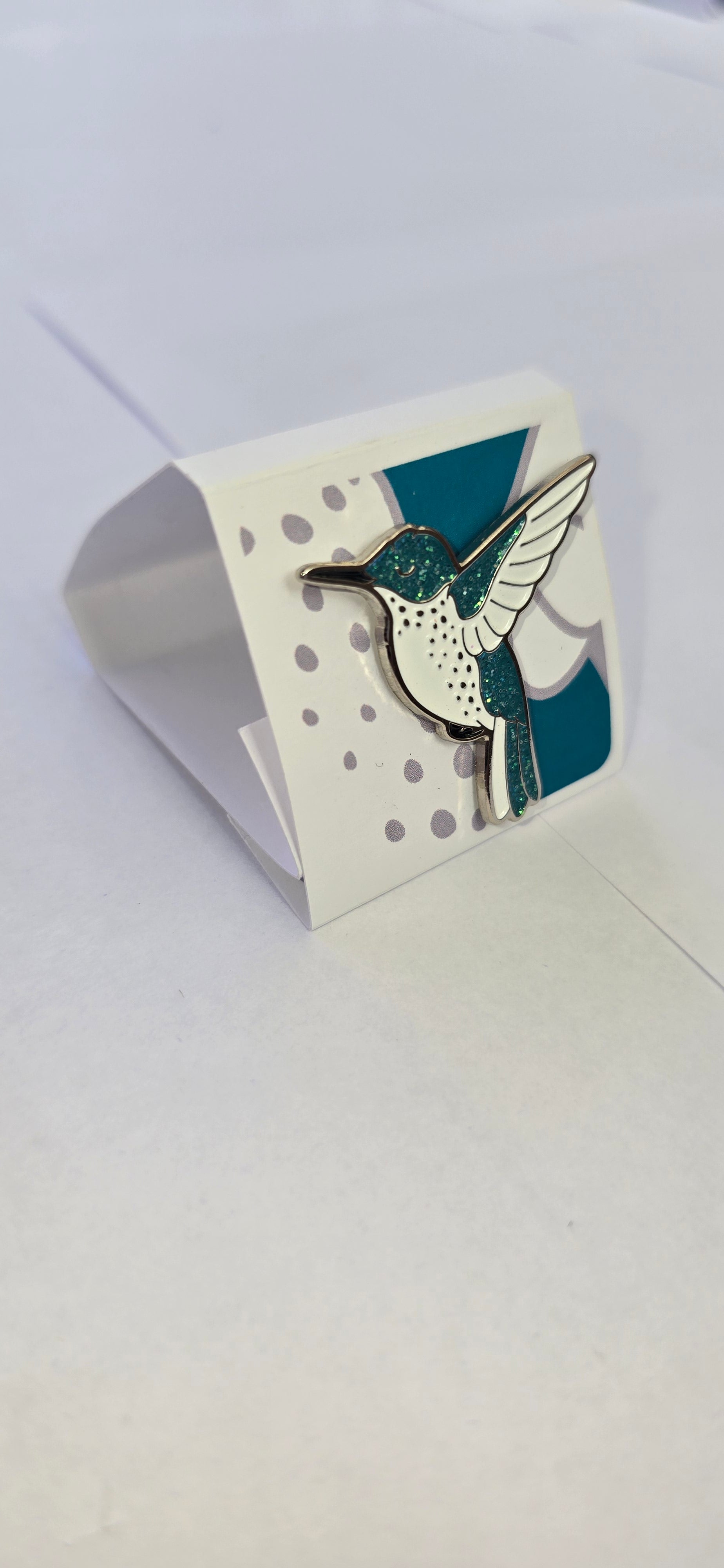 Pin picaflor de juan Fernández