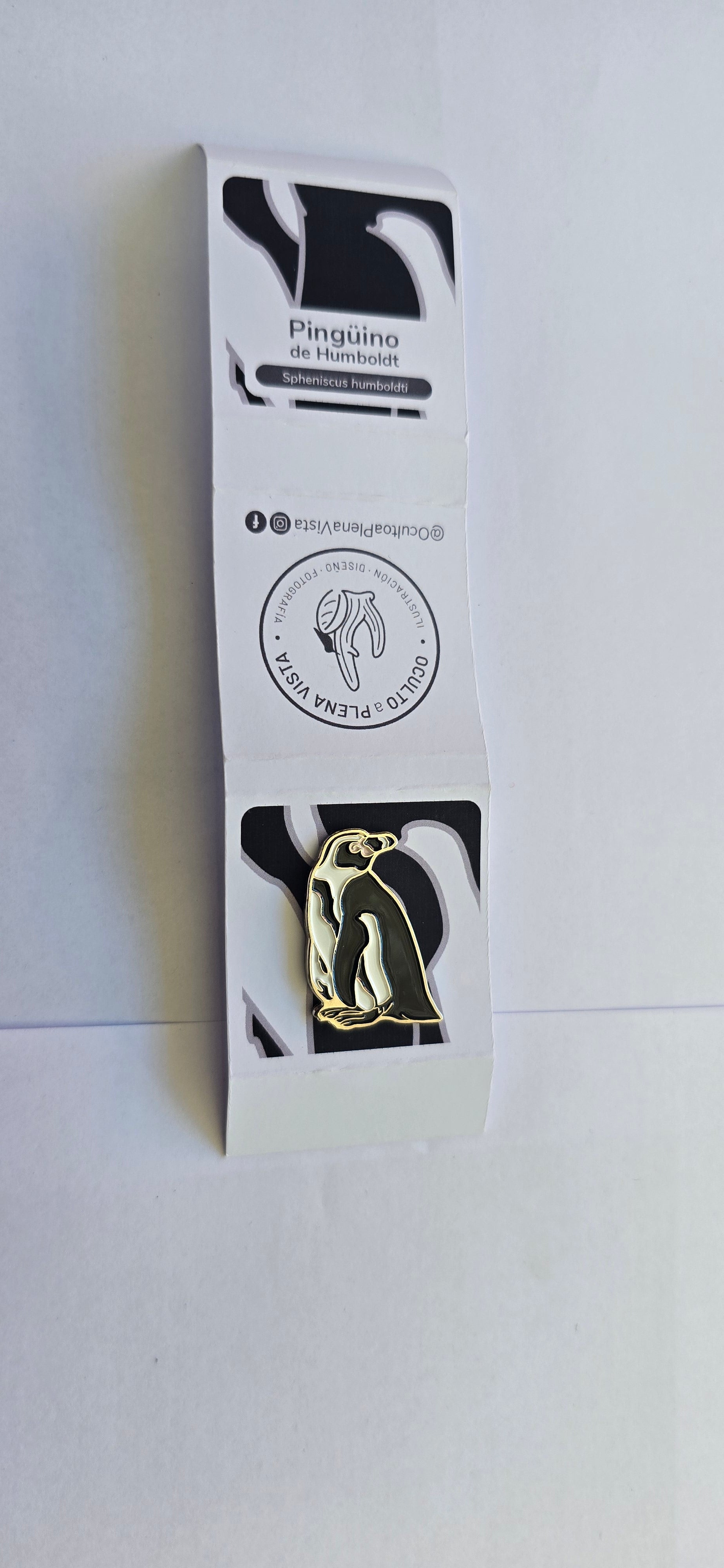 Pin pinguino de humboldt