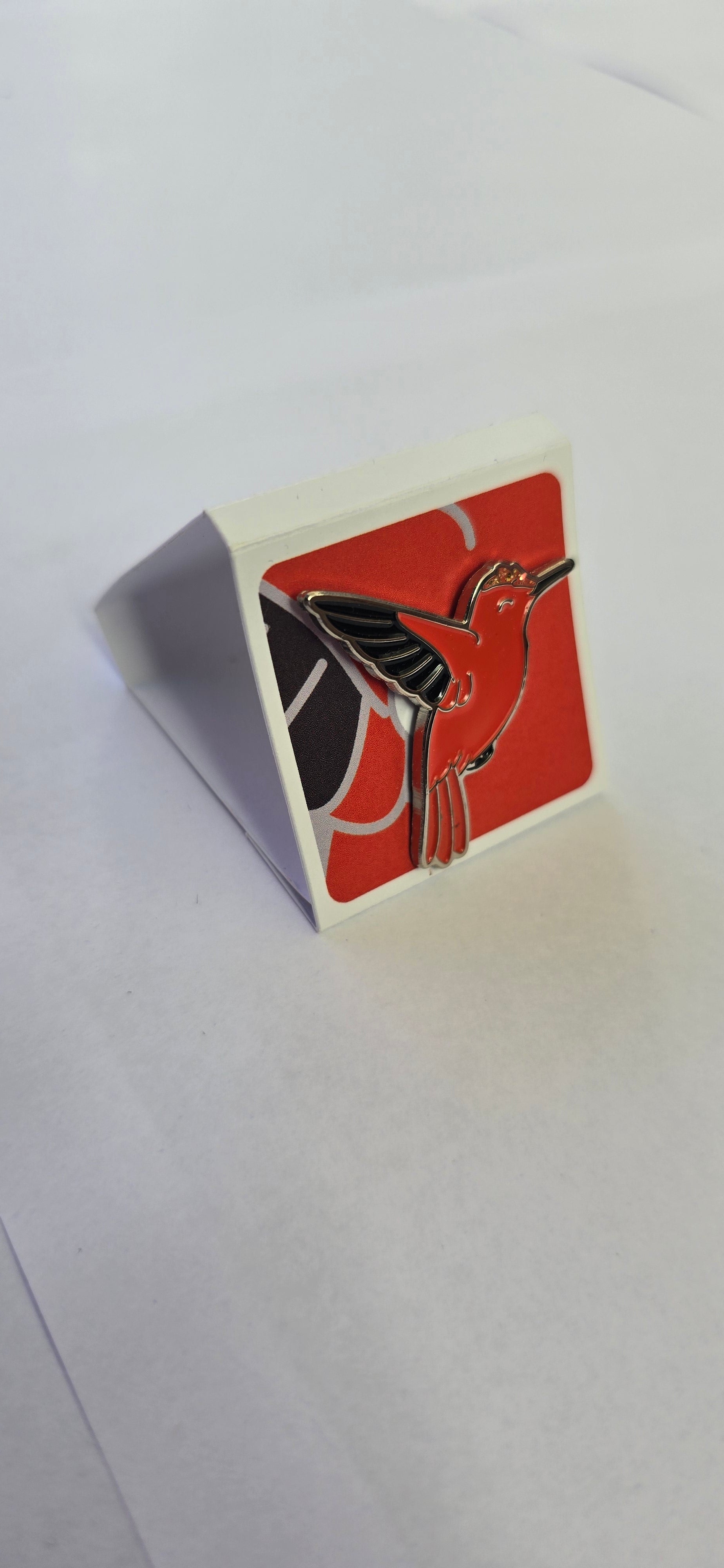 Pin picaflor Juan Fernández