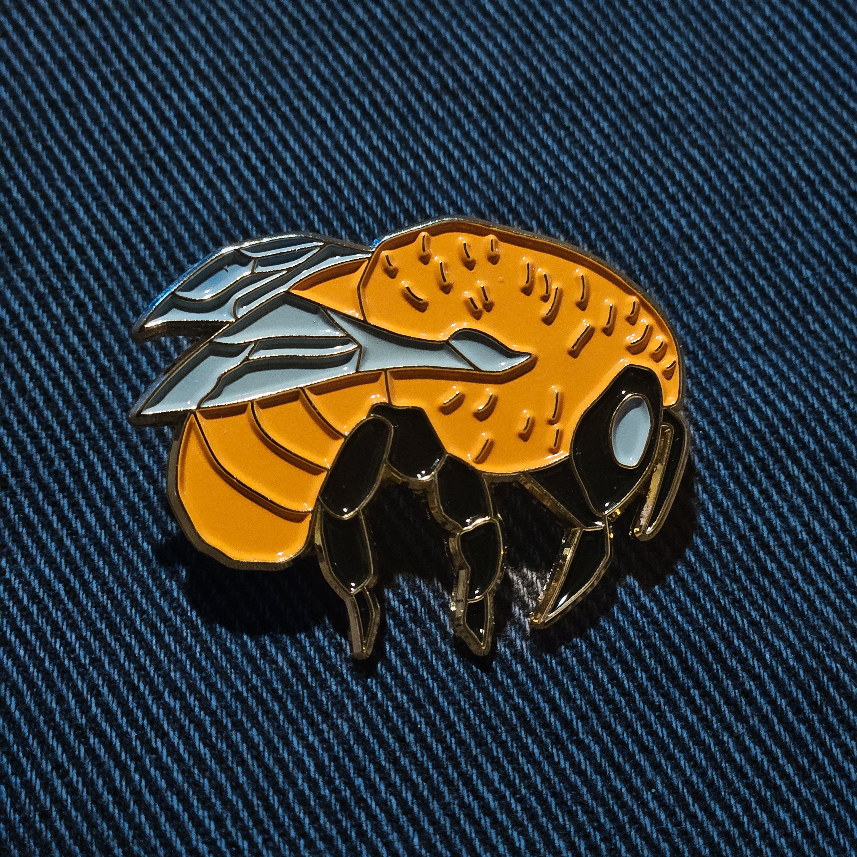 Pin Abejorro Chileno